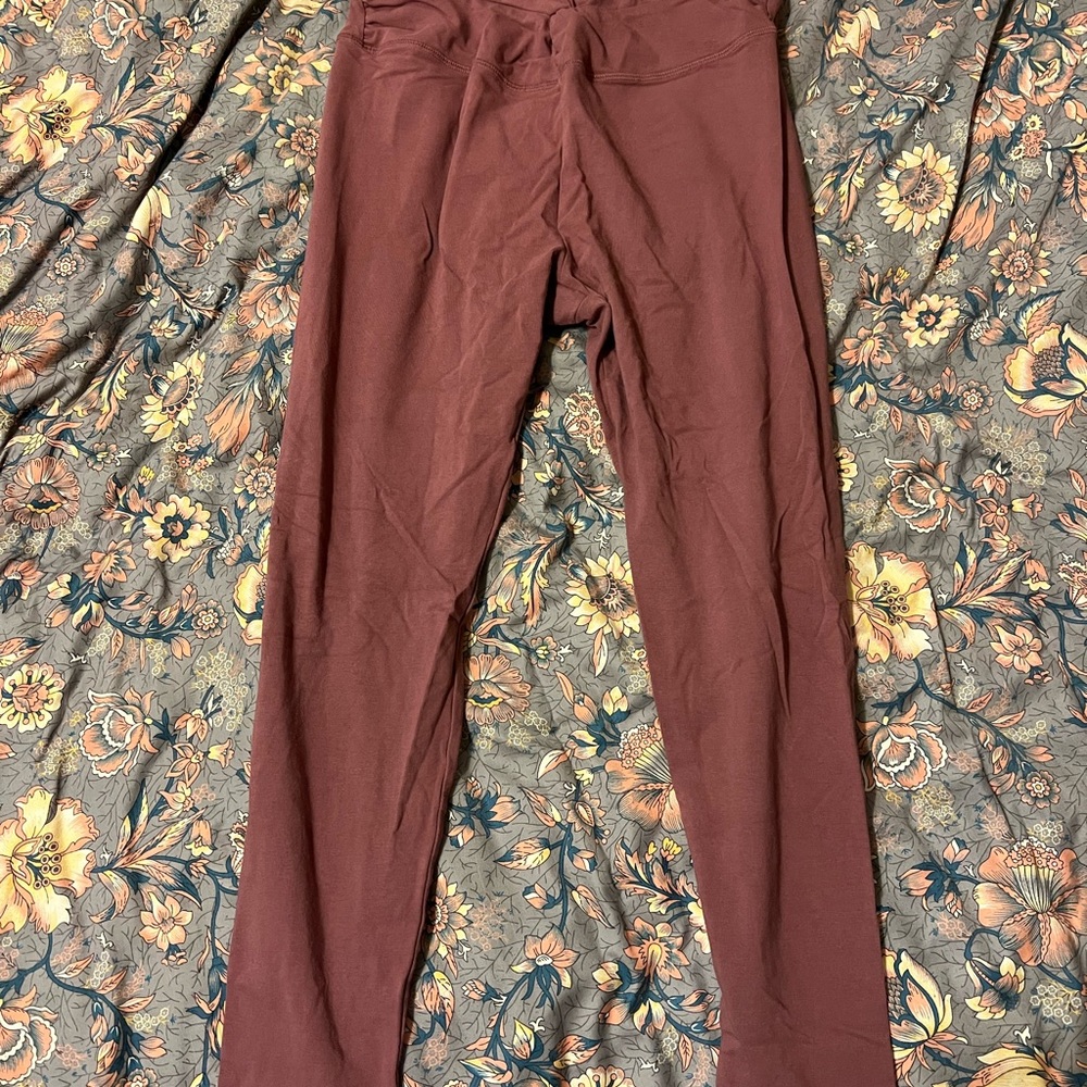 PINK Victoria's Secret Maroon Leggings
